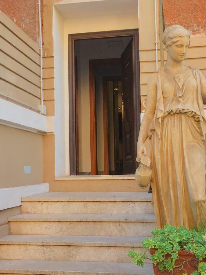 Residence Villa Vittoria Rome Bagian luar foto